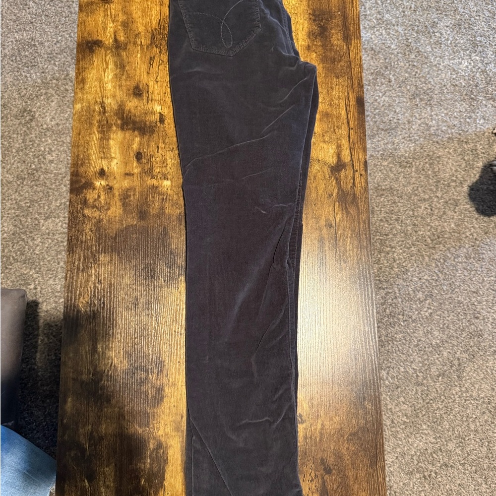 Calvin Klein Women's Straight Leg Jeans in Black
